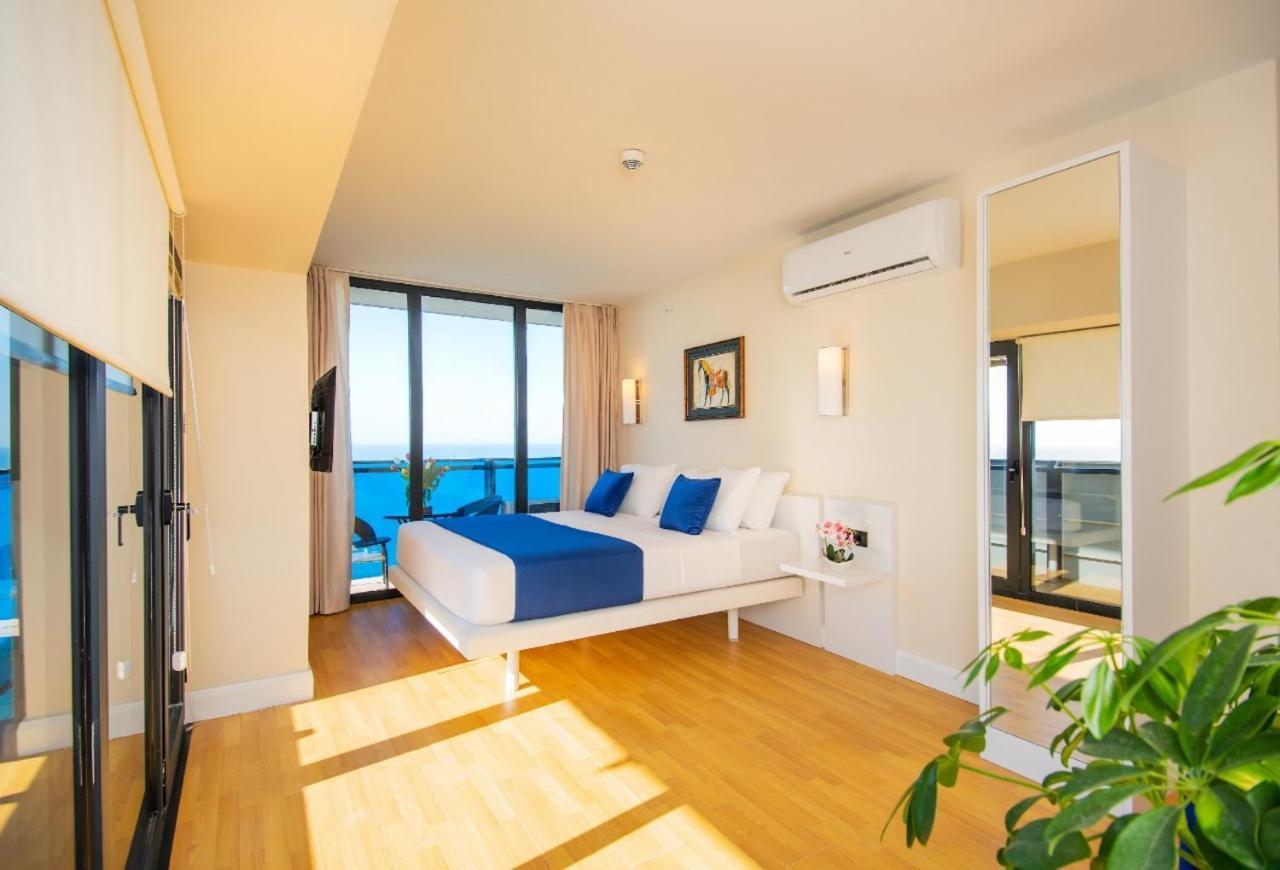 Orbi City Suite Sea View In Batumi Aparthotel Екстериор снимка